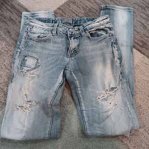 Trendy Distressed Women's Skinny Jeans